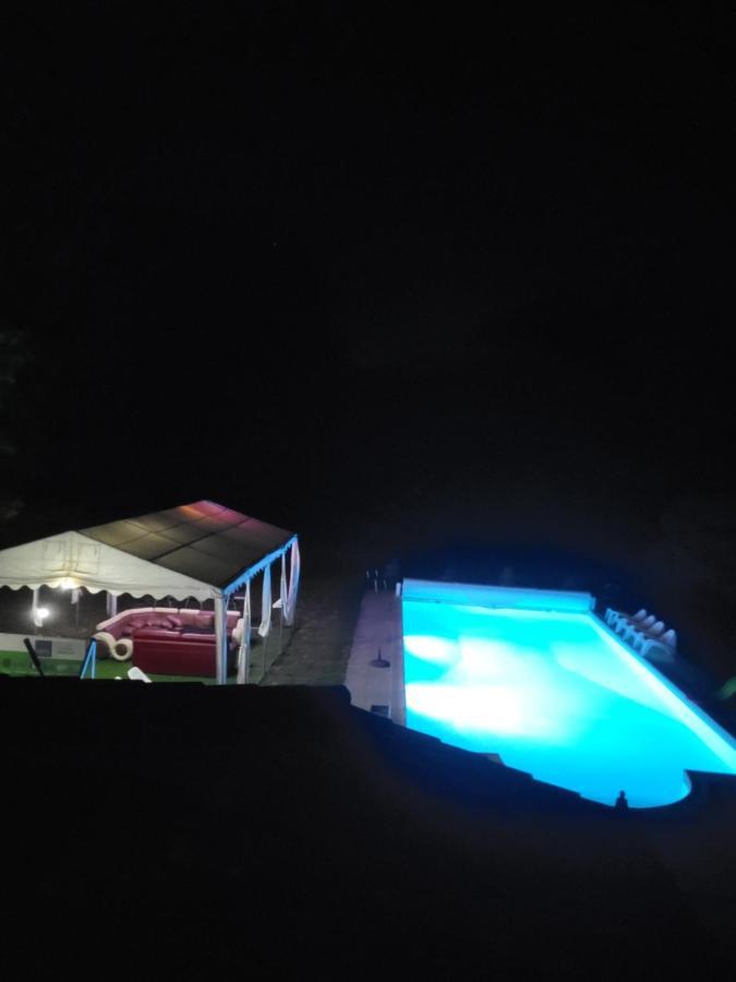 Saugon Domaine De La Sarrotte B&B 외부 사진