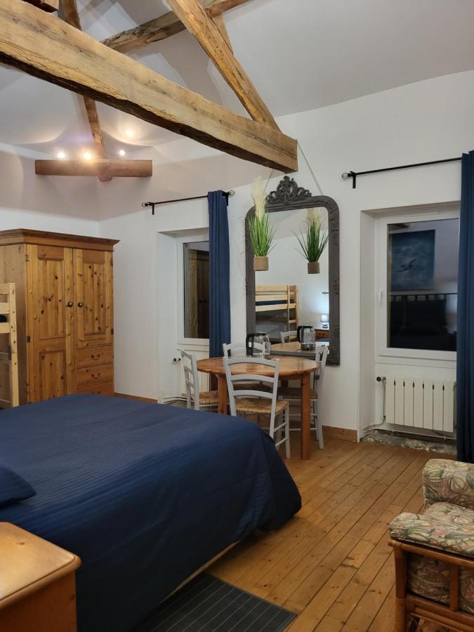 Saugon Domaine De La Sarrotte B&B 외부 사진