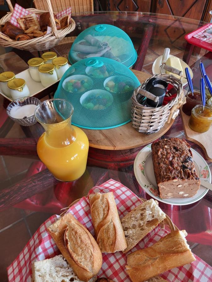 Saugon Domaine De La Sarrotte B&B 외부 사진