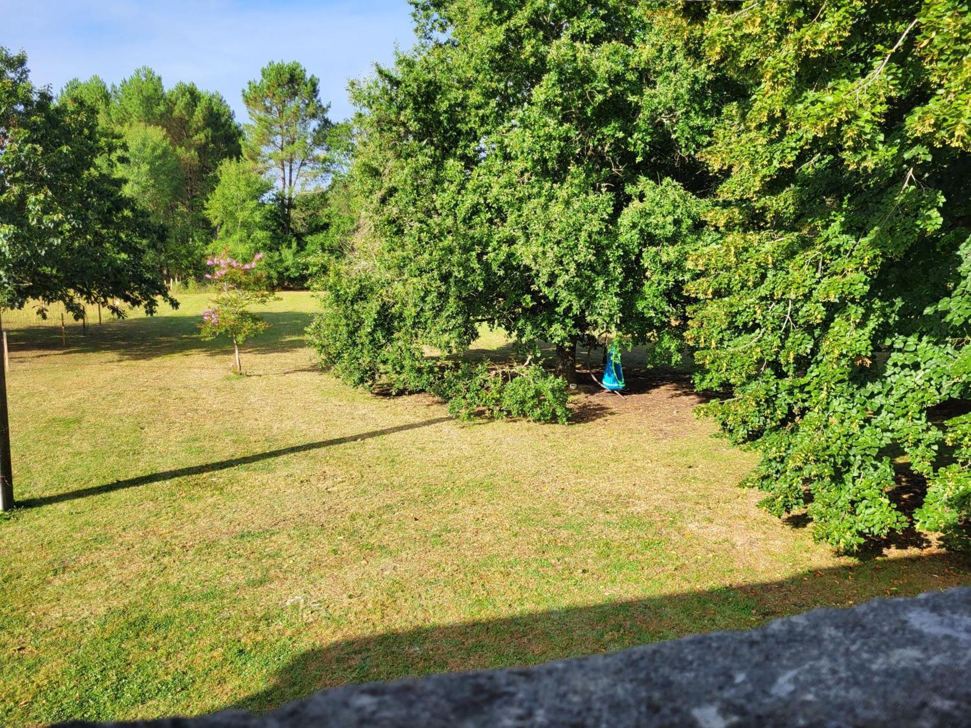 Saugon Domaine De La Sarrotte B&B 외부 사진