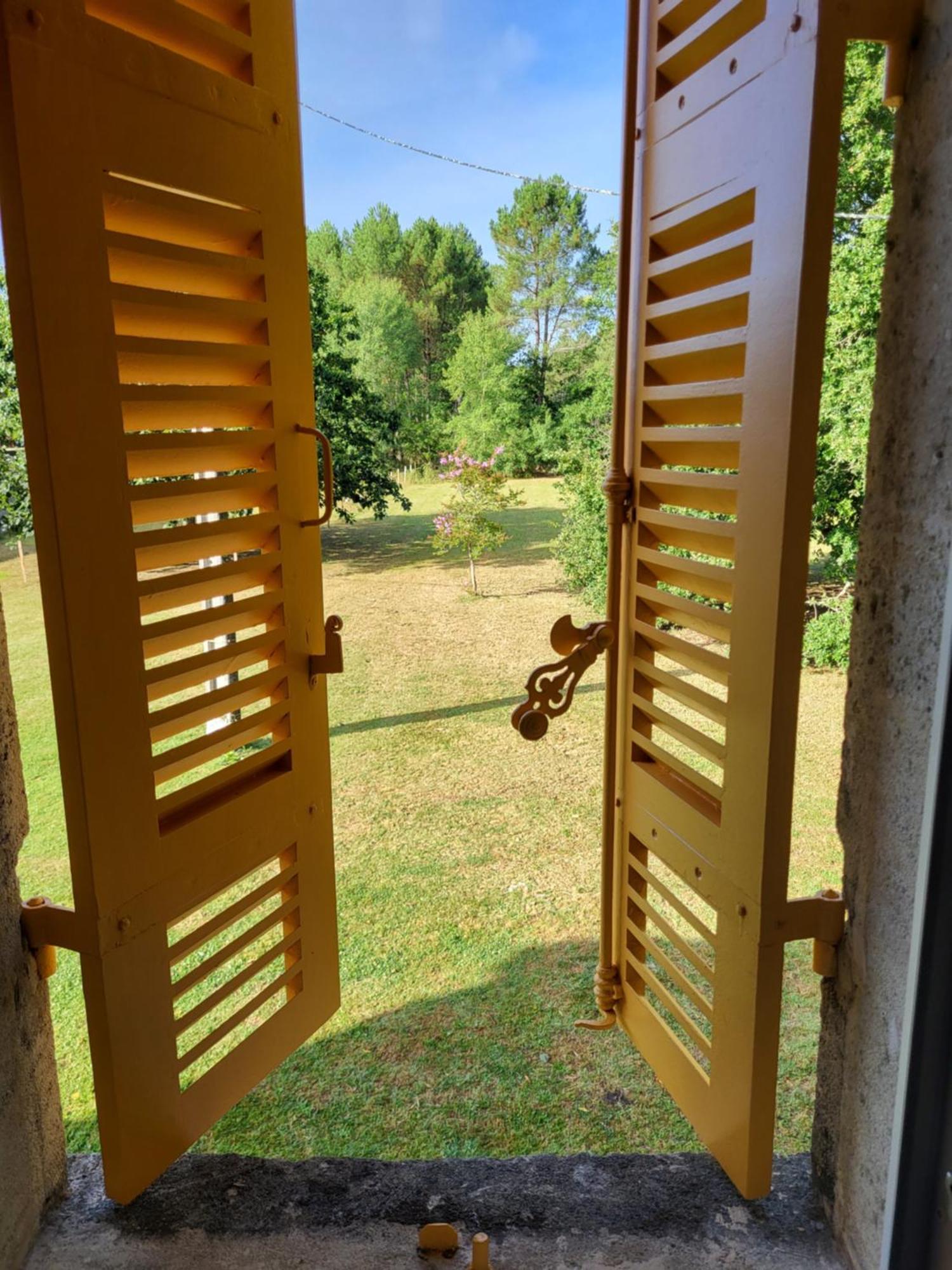 Saugon Domaine De La Sarrotte B&B 외부 사진